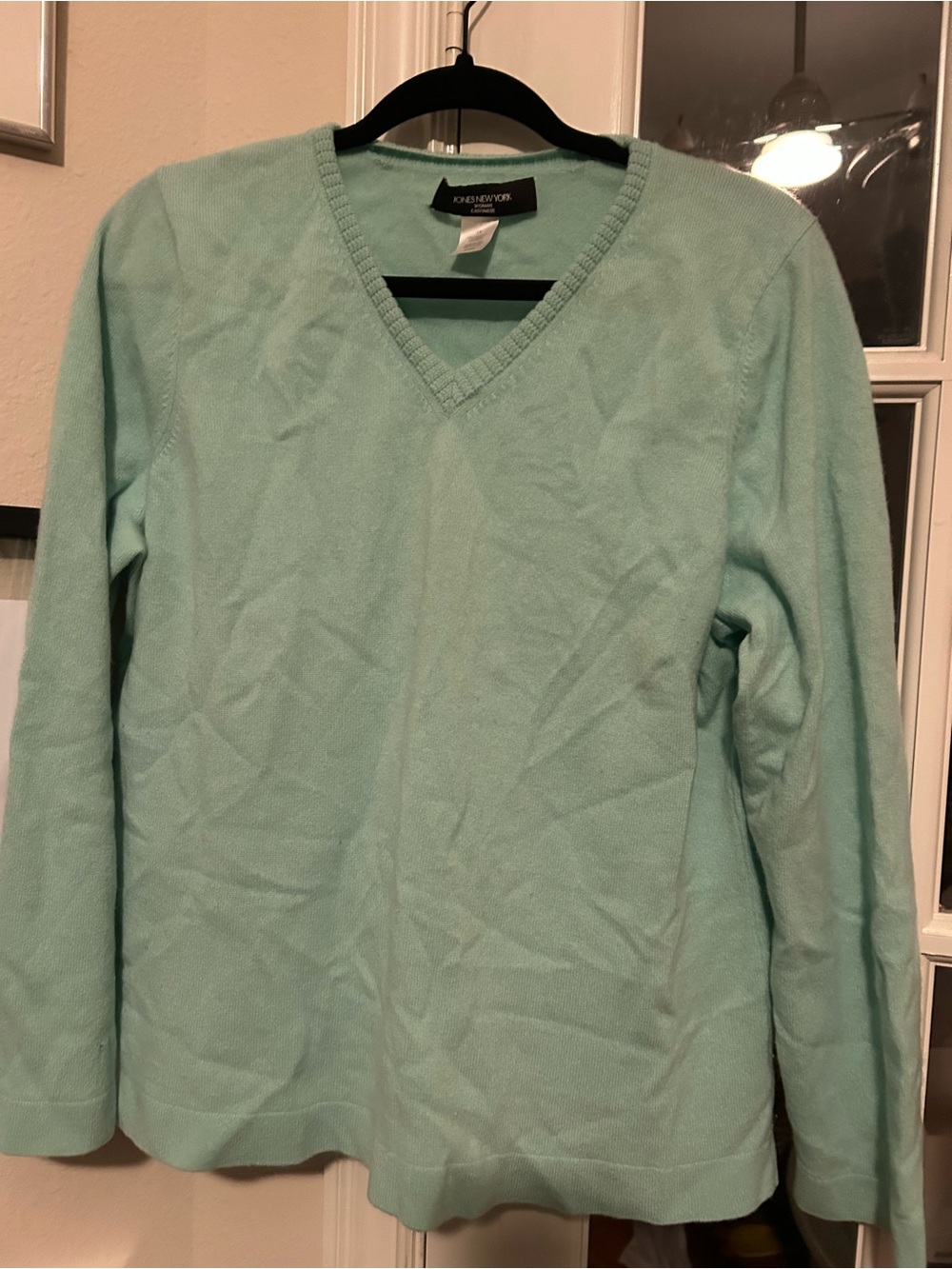 Jones New York Light Aqua V-Neck cashmere Sweater